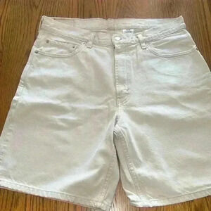 Vintage Levi’s Red Tab 2004 Men’s 550 Relaxed Fit Off White Denim Jorts size‎ 34